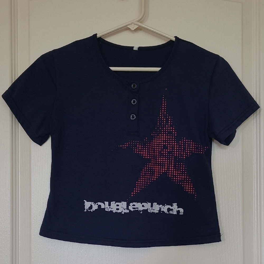 59. MALIANNA Doublepunch Navy Blue Graphic Cropped Tee Size 2